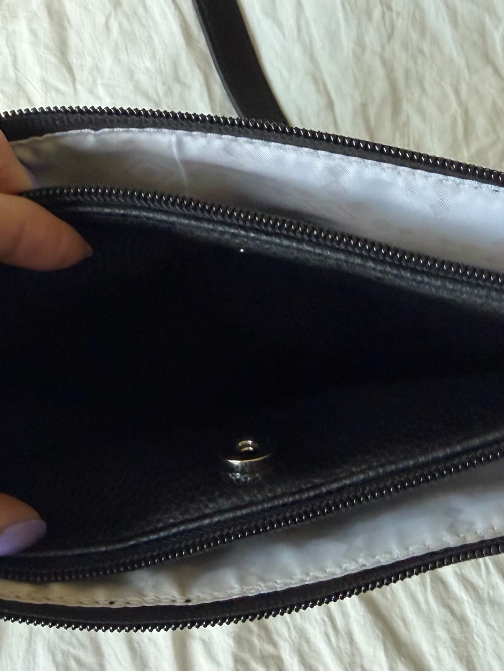 Thirty-One Gifts Black Pebbled Leather Crossbody Bag - Picture 5 of 6